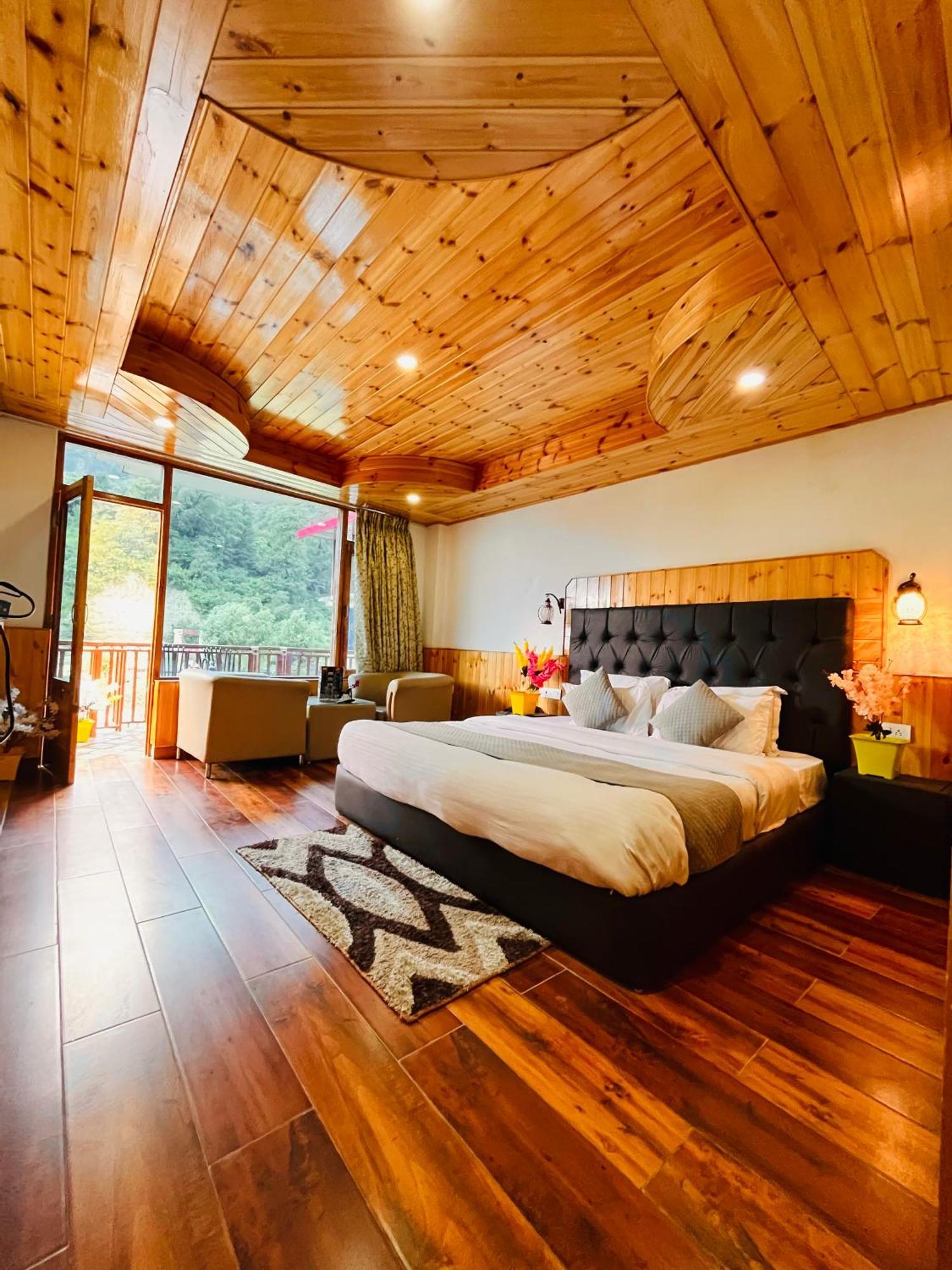 Himalayan Riverside Resort, Manali 外观 照片