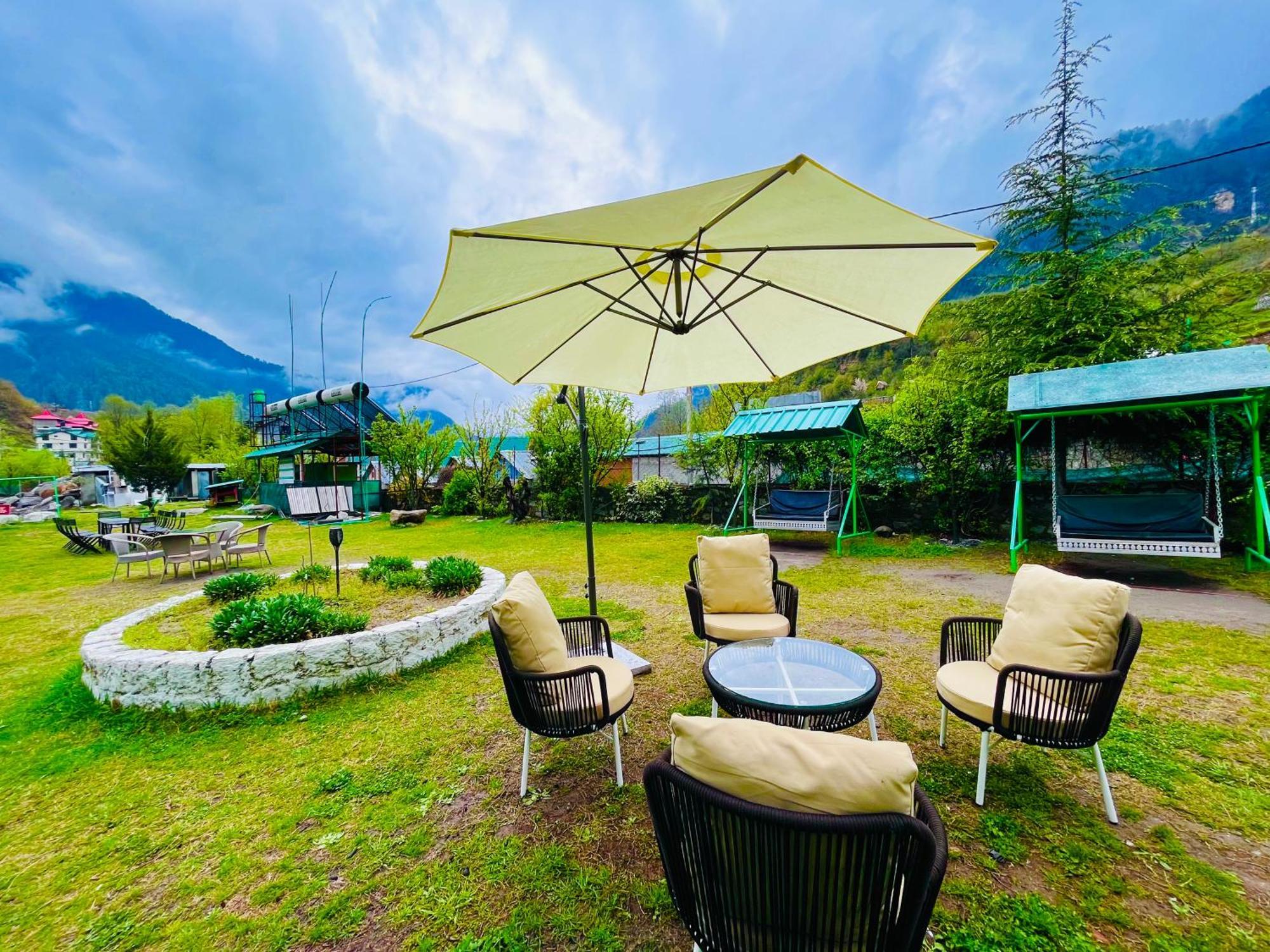 Himalayan Riverside Resort, Manali 外观 照片