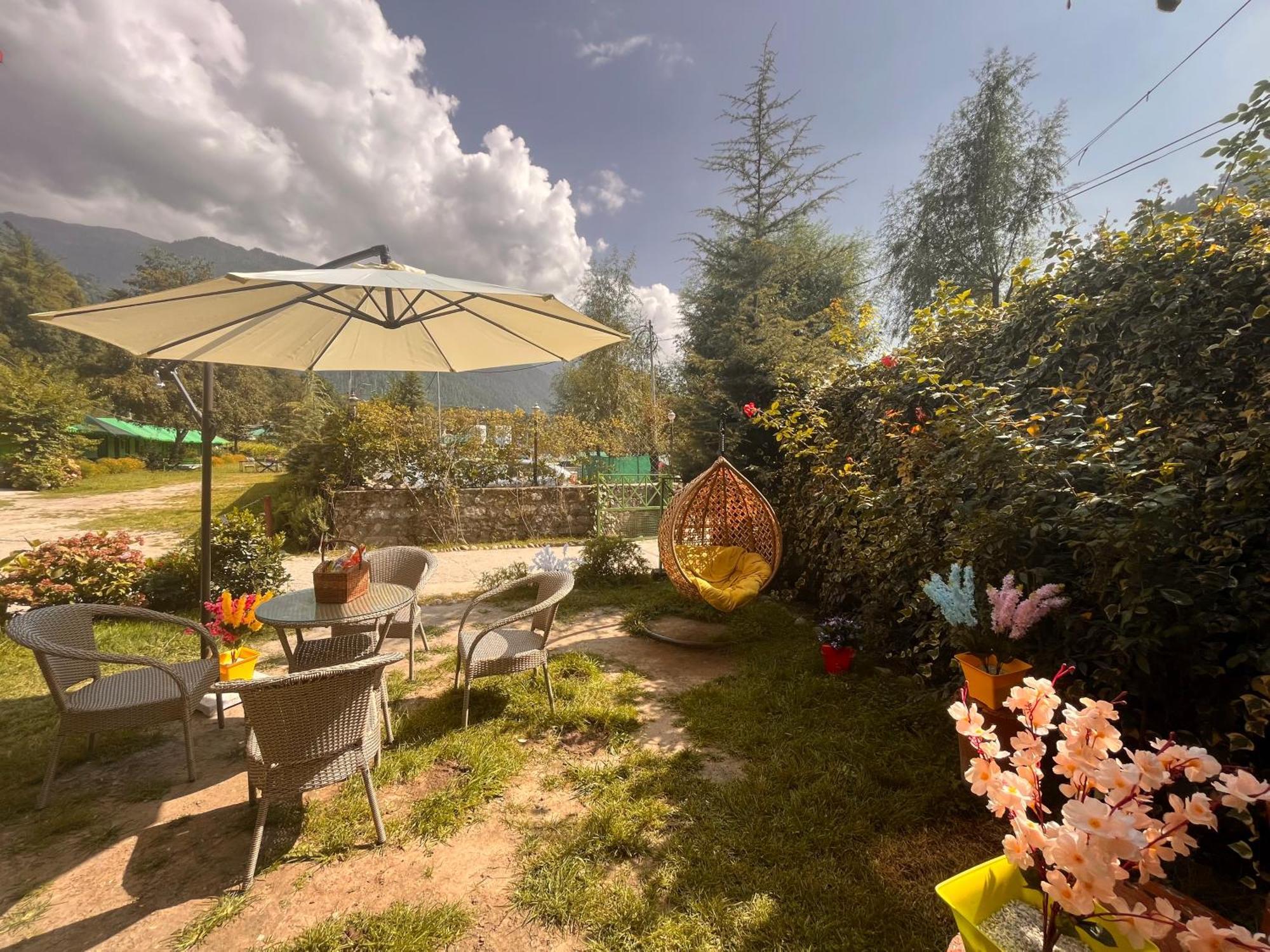 Himalayan Riverside Resort, Manali 外观 照片