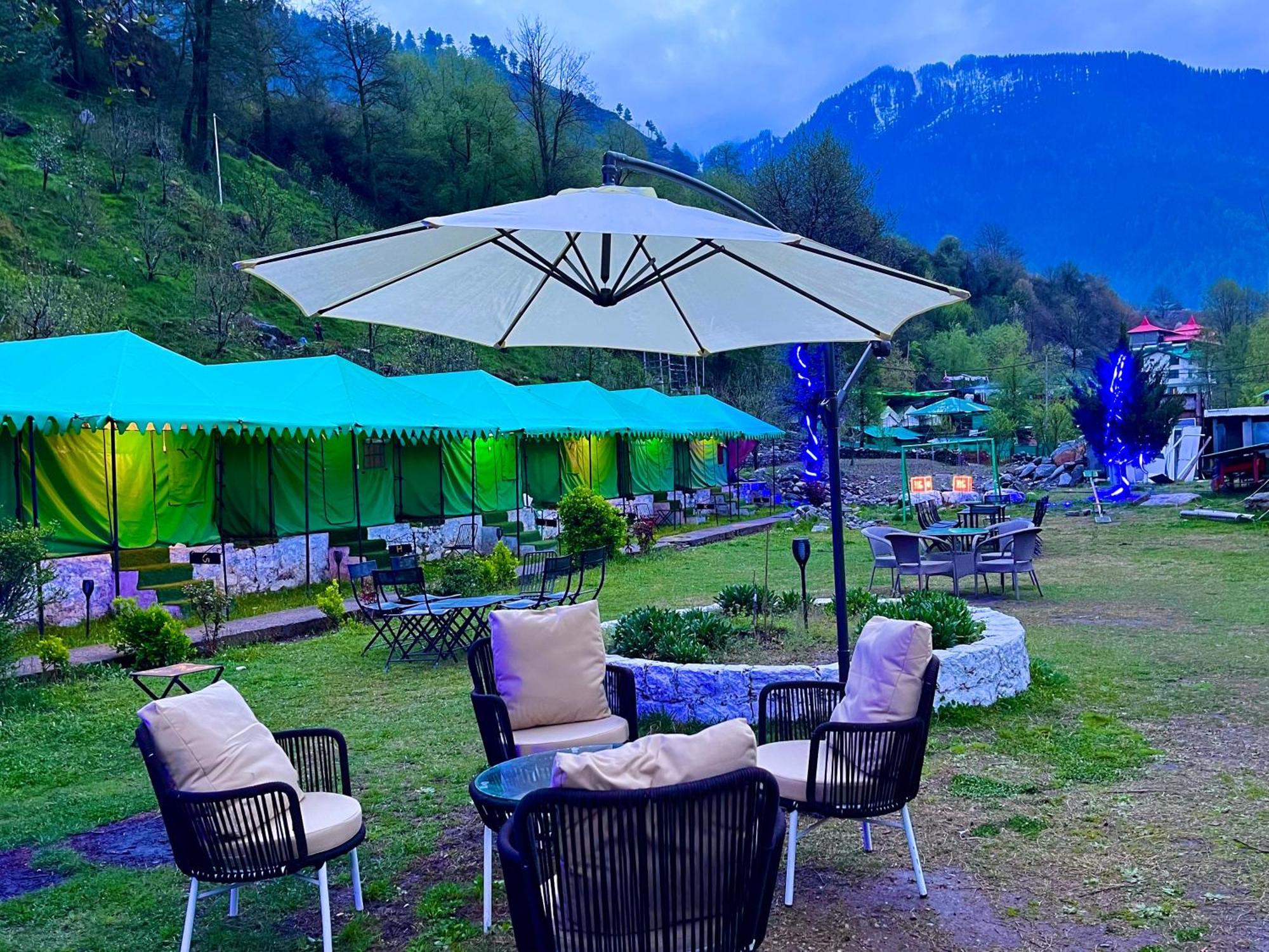 Himalayan Riverside Resort, Manali 外观 照片