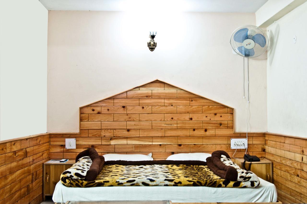 Himalayan Riverside Resort, Manali 外观 照片