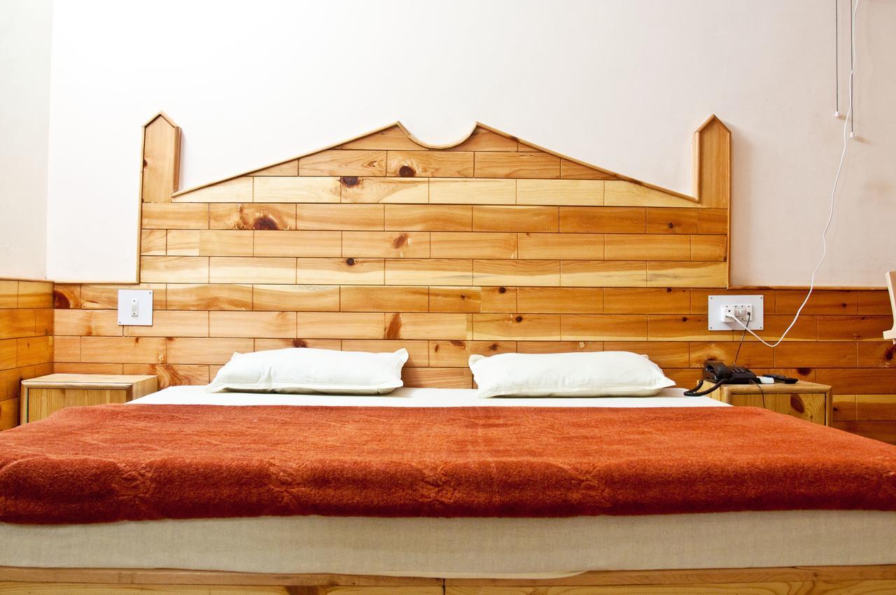 Himalayan Riverside Resort, Manali 外观 照片